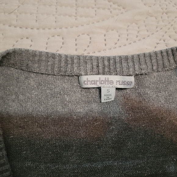 Holiday Sweater...perfect accent to dress up jeans - Picture 2 of 2